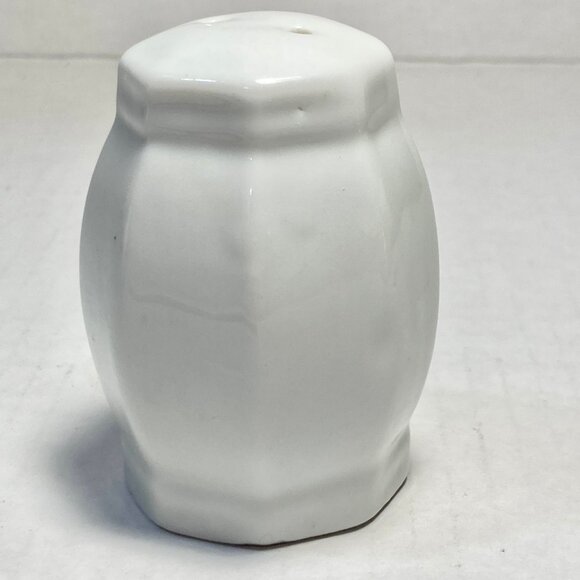 Vintage Grape Vine Grapes Salt & Pepper Shakers Ceramic Mid Century Butterflies - Picture 11 of 15